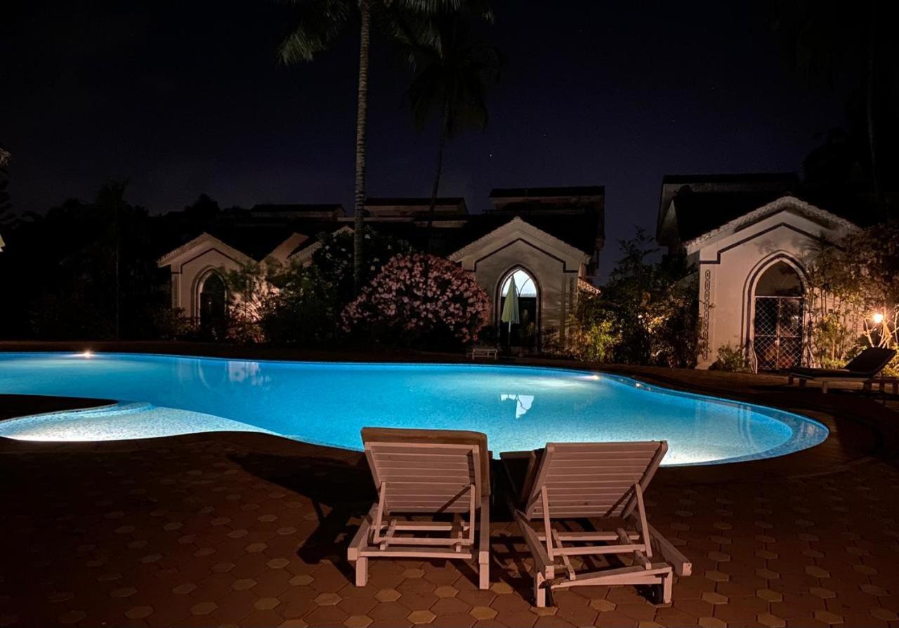 Villa Nostalgia - A Luxurious Villa In North Goa Арпора Екстериор снимка